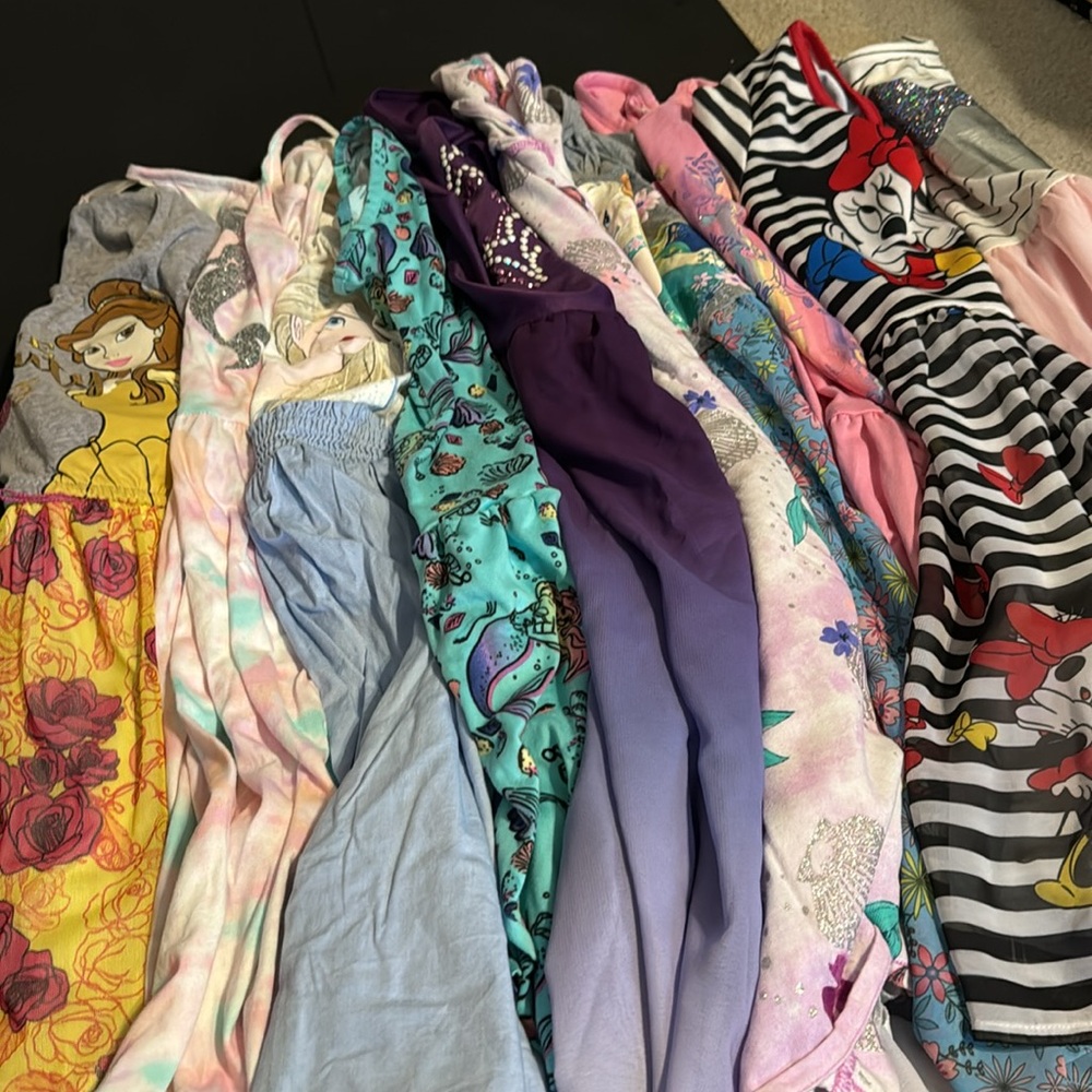 Disney Girls Clothes Lot - Picture 2 of 8